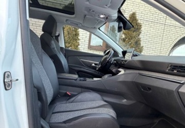 Peugeot 3008 II Crossover 1.6 BlueHDi 120KM 2018 Peugeot 3008 Gt Line 1.6 Disel pamoramiczny dach 1.6 Diesel 120KM, zdjęcie 16