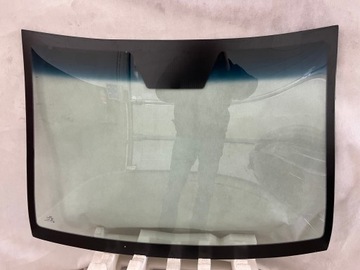 НОВОЕ ВЕТРОВОЕ СТЕКЛО VW FOX ПОСЛЕ 2005 ГОДА