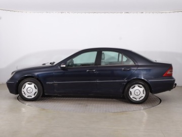 Mercedes Klasa C W203 Sedan W203 2.1 (C 220 CDI) 143KM 2001 Mercedes C C 220 CDI , Salon Polska, Automat, HAK, zdjęcie 2
