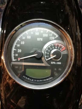 Harley Davidson Dyna FXDF Одометр и тахометр, комбинированный.