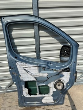 DVEŘE LEVÉ LEVÝ PŘEDNÍ RENAULT TRAFIC II OPEL VIVARO