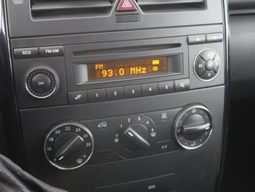 Mercedes Klasa A W169 Coupe 1.5 160 95KM 2010 Mercedes A A 160, Klima, Dach panoramiczny,ALU, zdjęcie 11