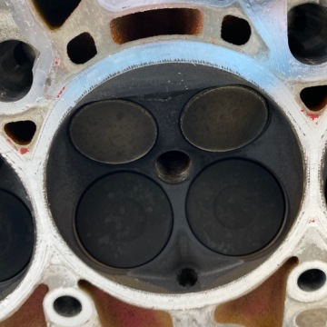 ГОЛОВКА ДВИГАТЕЛЯ AUDI A3 A4 Q5 TT VW GOLF 1.8 2.0TFSI