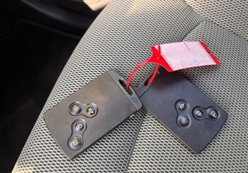 Renault Captur I Crossover 0.9 Energy TCe 90KM 2015 Renault Captur 0.9B 90KM ksiazka navi bezwypadkowy Benzyna 90KM, zdjęcie 10