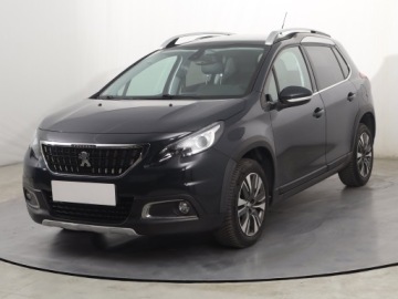 Peugeot 2008 I SUV Facelifting 1.2 PureTech 110KM 2019 Peugeot 2008 1.2 PureTech, Salon Polska, zdjęcie 1