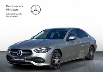 Mercedes Klasa C W206 Limuzyna 1.5 180 170KM 2021 Mercedes-Benz Klasa C SalonPL 9G Avantgarde Kamera LED Ambiente Podgrzewan