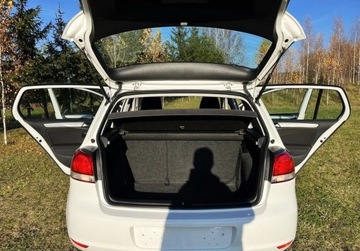 Volkswagen Golf VI Hatchback 5d 2.0 TDI 110KM 2009 Volkswagen Golf 2.0 TDI oryginalny lakier, ZERO KOROZJI okazja 2.0, zdjęcie 10