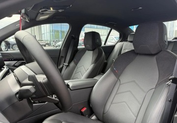 BMW Seria 5 G90-91 Touring 2.0 520d 197KM 2024 BMW Seria 5 520d xDrive M Pakiet 197KM Gwarancja Digital Key 23 2.0 Diesel, zdjęcie 19