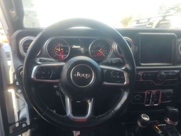 Jeep Gladiator 2020 Jeep Gladiator North Edition Crew Cab Medium Bed 2020 3.6 Benzyna 285KM, zdjęcie 9