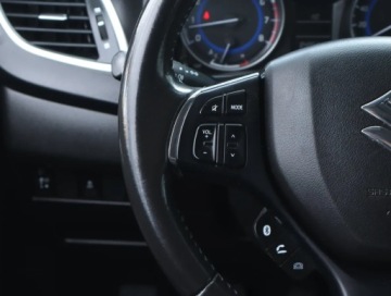 Suzuki Baleno III 1.2 DualJet 90KM 2019 Suzuki Baleno 1.2, Salon Polska, Serwis ASO, Klima, zdjęcie 16