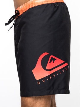 QUIKSILVER CZARNE SPODENKI KĄPIELOWE LOGO (S)