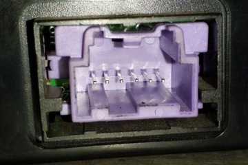 BUDÍK KOKPIT CHEVROLET CAPTIVA (C100, C140) 22738104 2.2L DIESEL 120KW