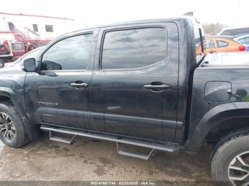Toyota Tacoma II 2022 Toyota Tacoma TRD Sport 2022 3.5l 3.5 Benzyna 278KM, zdjęcie 2