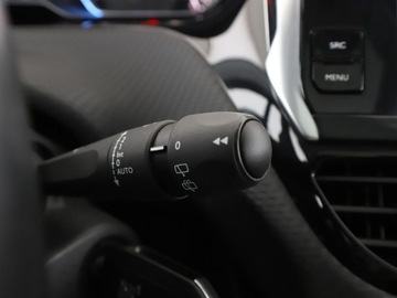 Peugeot 2008 I SUV Facelifting 1.2 PureTech 110KM 2017 Peugeot 2008 1.2 Automat Crossway Panorama Navi, zdjęcie 31