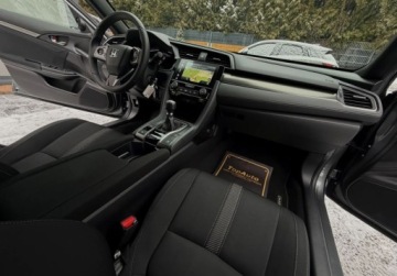 Honda Civic X Hatchback 5d Facelifting 1,0 VTEC TURBO 126KM 2020 Honda Civic 1.0 TURBO kamera 126KM gwarancja bezwypadkowy MANUAL 101.000, zdjęcie 14