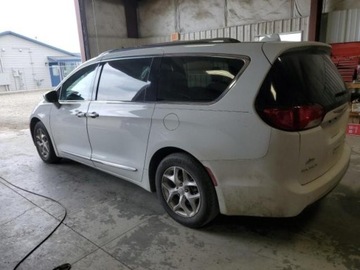 Chrysler Pacifica II 2020 Chrysler Pacifica Limited, 2020r., 3.6L 3.6 Benzyna 287KM, zdjęcie 2