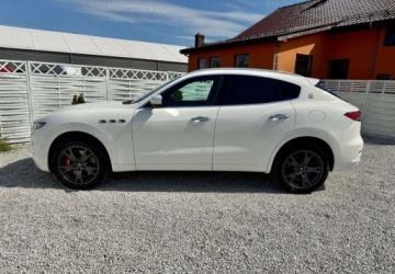 Maserati Levante 3.0 GDI V6 430KM 2019 Maserati Levante Maserati Levante S Q4 3.0 Benzyna 430KM, zdjęcie 25