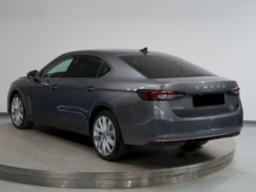 Skoda Superb III Liftback Facelifting 1.5 TSI 150KM 2026 Od ręki - Edition 130 1.5 TSI mHEV DSG 150KM, zdjęcie 3