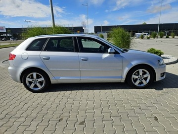 Audi A3 8P Hatchback 3d 2.0 TDI CR 140KM 2011 Audi A3 2.0 140 km Automat 6 xAir Bag Klimatronik, zdjęcie 4
