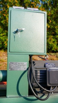 PELLECIARKA OD MIĘKKIEGO DRZEWA SOSNA ŚWIERK