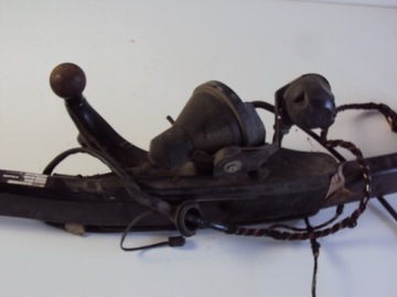 БУКСИРОВОЧНЫЙ КРЮК MERCEDES C-CLASS W204 A2043100400