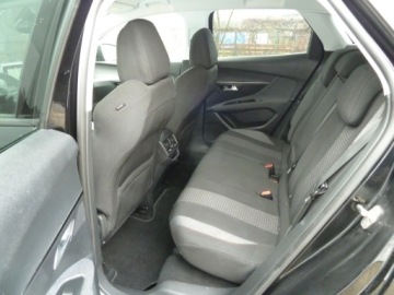 Peugeot 3008 II Crossover 1.2 PureTech 130KM 2018 Peugeot 3008 NAWIGACJAKAMERA COFANIAAUTOMATGWARANCJA 1.2 Benzyna 131KM, zdjęcie 7