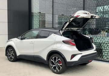 Toyota C-HR I Crossover 1.8 Hybrid 122KM 2018 Toyota C-HR CHR 1.8 Hybrid Prestige Kamera cofania Toyota Mikolajczak, zdjęcie 24