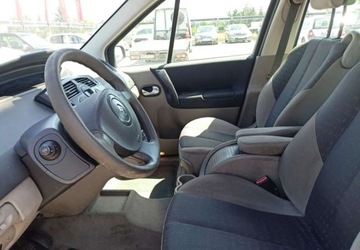 Renault Scenic II 2.0 i 16V 136KM 2003 Renault Scenic Renault Scenic 2.0 Benzyna 136KM, zdjęcie 7
