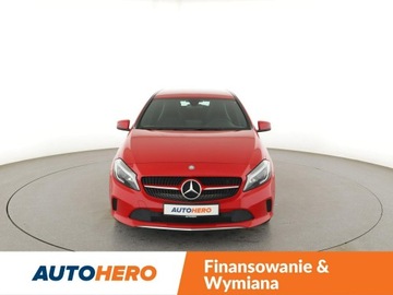 Mercedes Klasa A W176 Hatchback 5d Facelifting 180 122KM 2015 Mercedes A 180 półskóra navi grzane fotele, zdjęcie 10