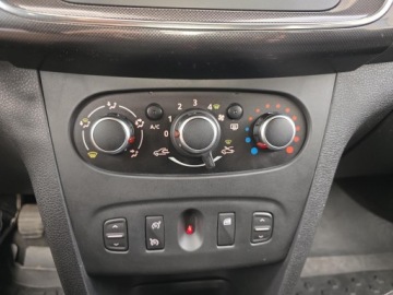 Dacia Logan II Sedan Facelifting 0.9 TCe 90KM 2018 Logan 0.9 TCe Laureate S&amp;S, zdjęcie 14