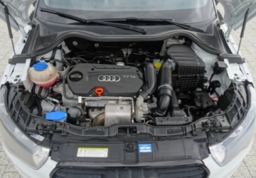 Audi A1 I Hatchback 3d 1.4 TFSI 122KM 2012 Audi A1 Sportback 1.4TSI 122KM Bezwypadkowy Oplcony Super Stan 1.4, zdjęcie 17