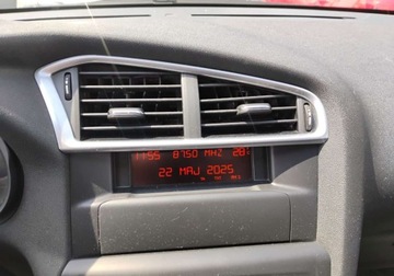 Citroen C4 II Hatchback 5d 1.4 16v VTi 95KM 2011 Citroen C4 112011r. 1.4 Benzyna. Lekko uszkodzony tyl. Jezdzi. 1.4 95KM, zdjęcie 14