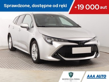 Toyota Corolla XII TS Kombi 1.2 Turbo D-4T 116KM 2019 Toyota Corolla 1.2 Turbo, Salon Polska