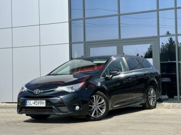 Toyota Avensis III Wagon Facelifting 2015 2.0 D-4D 143KM 2017 Toyota Avensis Salon Polska Nawigacja GWARANCJA !