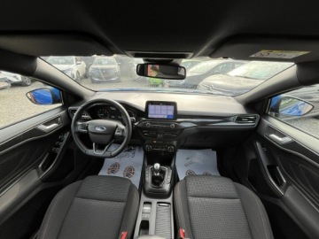 Ford Focus IV Hatchback 1.0 EcoBoost 125KM 2020 Ford Focus ST-Line / Full Led / Kamera / Salon PL, zdjęcie 9