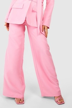 Boohoo różowe spodnie garniturowe defekt 38