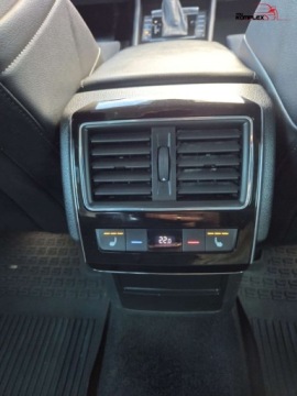Skoda Superb III Liftback 2.0 TDI 190KM 2016 Skoda Superb 2.0 TDI 190KM Automat Canton ACC Hak Gwarancja 2.0 Diesel, zdjęcie 17