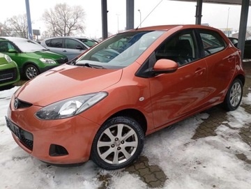 Mazda 2 II Hatchback 5d 1.3 75KM 2010 Mazda 2 1.3 PROSTA benzyna 5 DRZWI klimatyzacja piekny kolor 1.3 Benzyna, zdjęcie 3