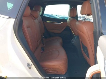 Maserati Levante 2023 Maserati Levante Modena 2023 3.0l 3.0 Benzyna 424KM, zdjęcie 12