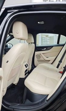 Jaguar XE Sedan Facelifting 2.0 i4P 250KM 2019 Jaguar XE 2.0 Benzyna 250KM, zdjęcie 16