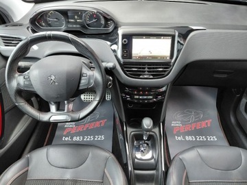 Peugeot 2008 I SUV Facelifting 1.2 PureTech 110KM 2019 Peugeot 2008 GT Line Automat Klimatronik Komputer Tempomat 1.2 Benzyna, zdjęcie 15