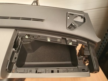 РАМА КОНСОЛИ ПРИБОРНОЙ ПАНЕЛИ CITROEN C4 CACTUS LIFT
