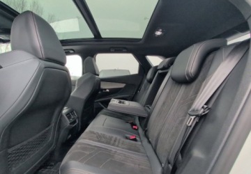 Peugeot 3008 II Plug-In Hybrid Facelifting 1.6 HYBRID4 300KM 2022 Peugeot 3008 1.6 PureTech Hybrid4 PHEV GT Pack SS EAT8 SalonPL Niski Przeb, zdjęcie 12