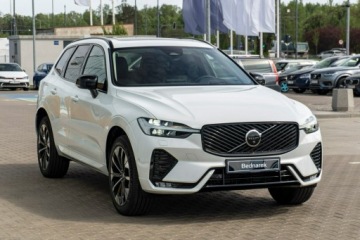 Volvo XC60 II 2026 Volvo XC 60 Ultra Dark B5 AWD mild hybrid Benzyna, zdjęcie 5