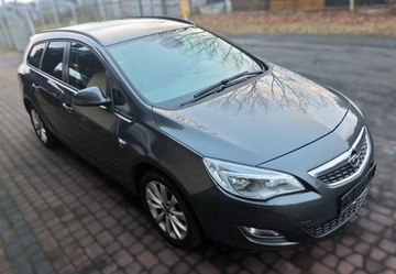 Opel Astra J Sports Tourer Facelifting 1.4 Turbo ECOTEC 120KM 2012 OPEL ASTRA J 1.4 Turbo 150 Lat Opla, zdjęcie 1