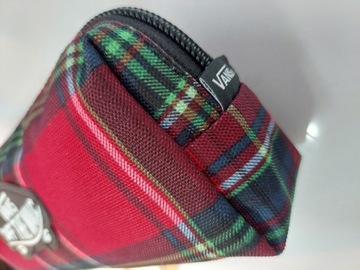 PIÓRNIK VANS OLD SKOOL SZKOŁA PENCIL KRATKA