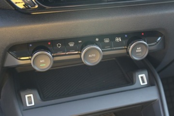 Citroen C4 III 2022 Citroen C4 SHINE 1.5D F-Vat Salon Polska Gwarancja, zdjęcie 27