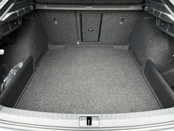 Skoda Octavia IV Liftback 1.5 TSI EVO 150KM 2024 Skoda Octavia 1.5TSI 150KM Style DSG l Pakiet Dyna, zdjęcie 9