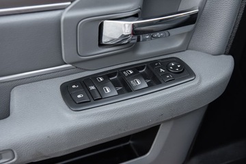 Dodge Ram IV 2017 DODGE RAM 1500 Extended Cab Pickup 5.7 4WD 390 GAZ LPG 15l/100km Gwarancja!, zdjęcie 15