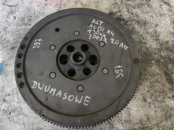 AUDI A4 B6 VW 2.0 20V 130KM ALT KOLO DVOUHMOTNÉ